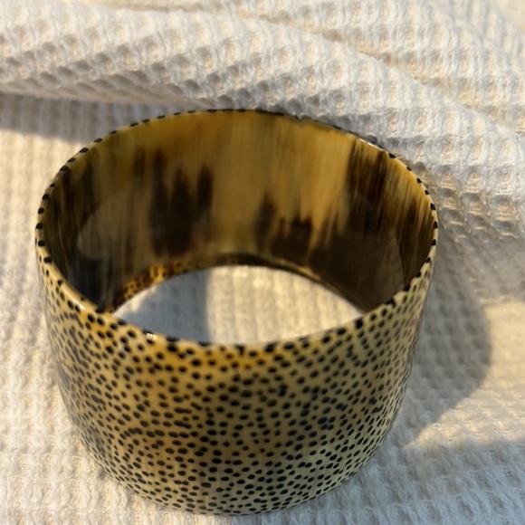 bracelet!  Cuff - natural hues of black - beige- browns hints of yellow- - Picture 3 of 7